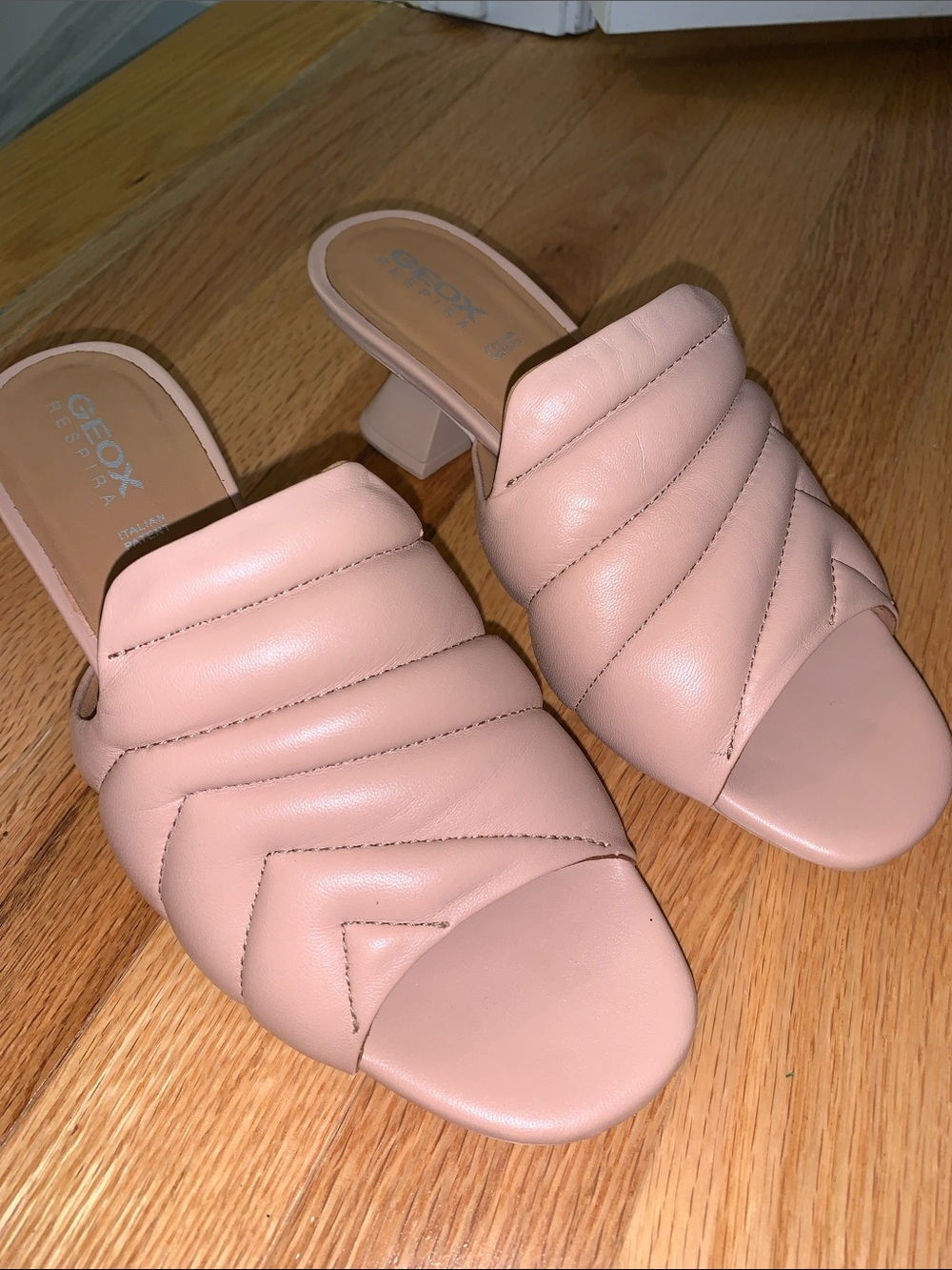 Geox Quilted Padded Slide Mules in Blush Pink
